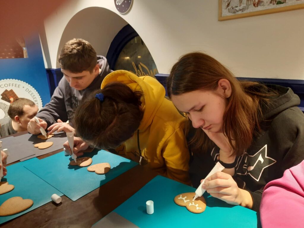 470029731 1278716723322100 8049236134136503590 n