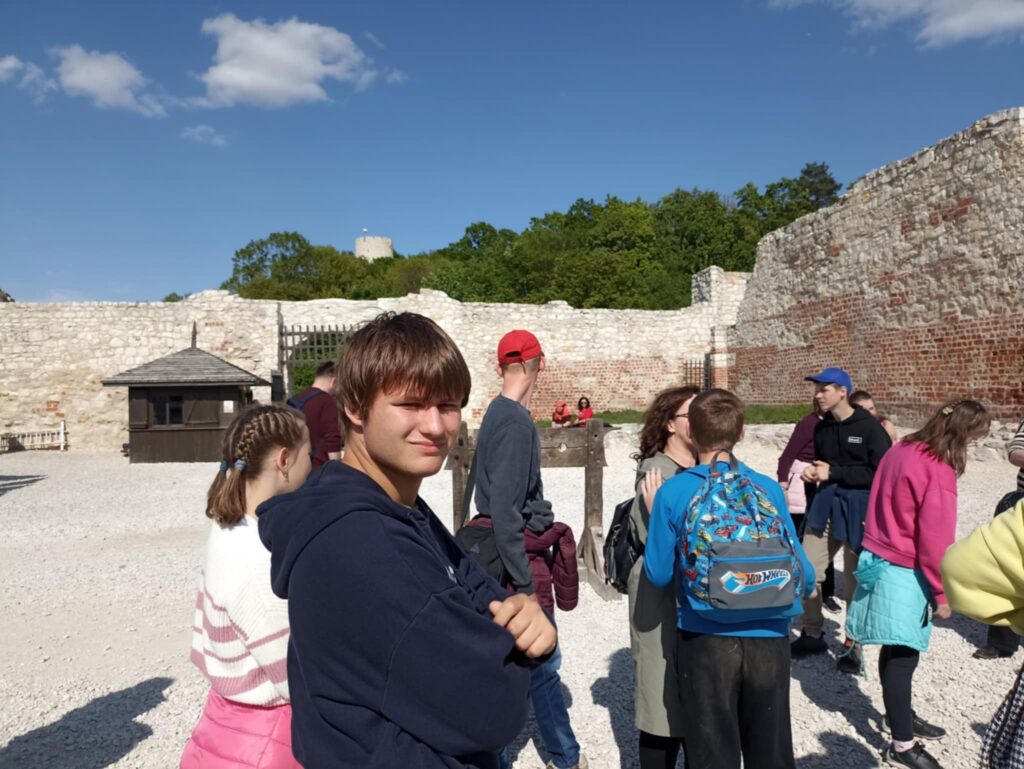 497761539 1393730285154076 3245681336060683754 n