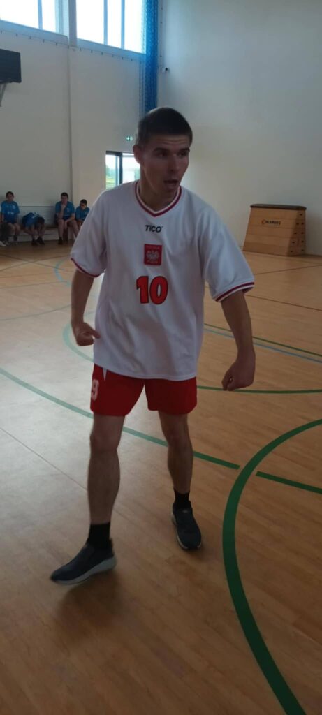 499785860 1398975561296215 587551999520717891 n