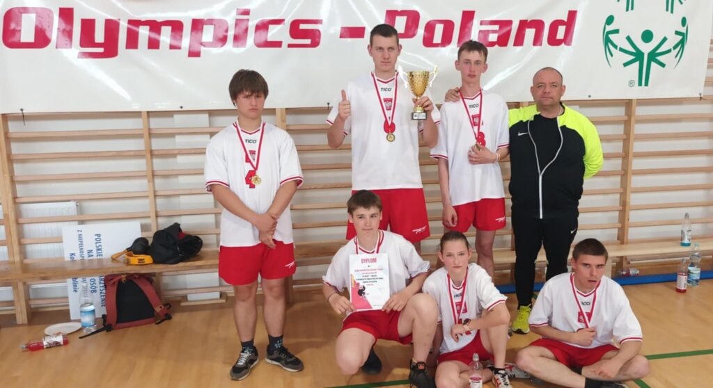 499926609 1398976664629438 5496953980768565018 n