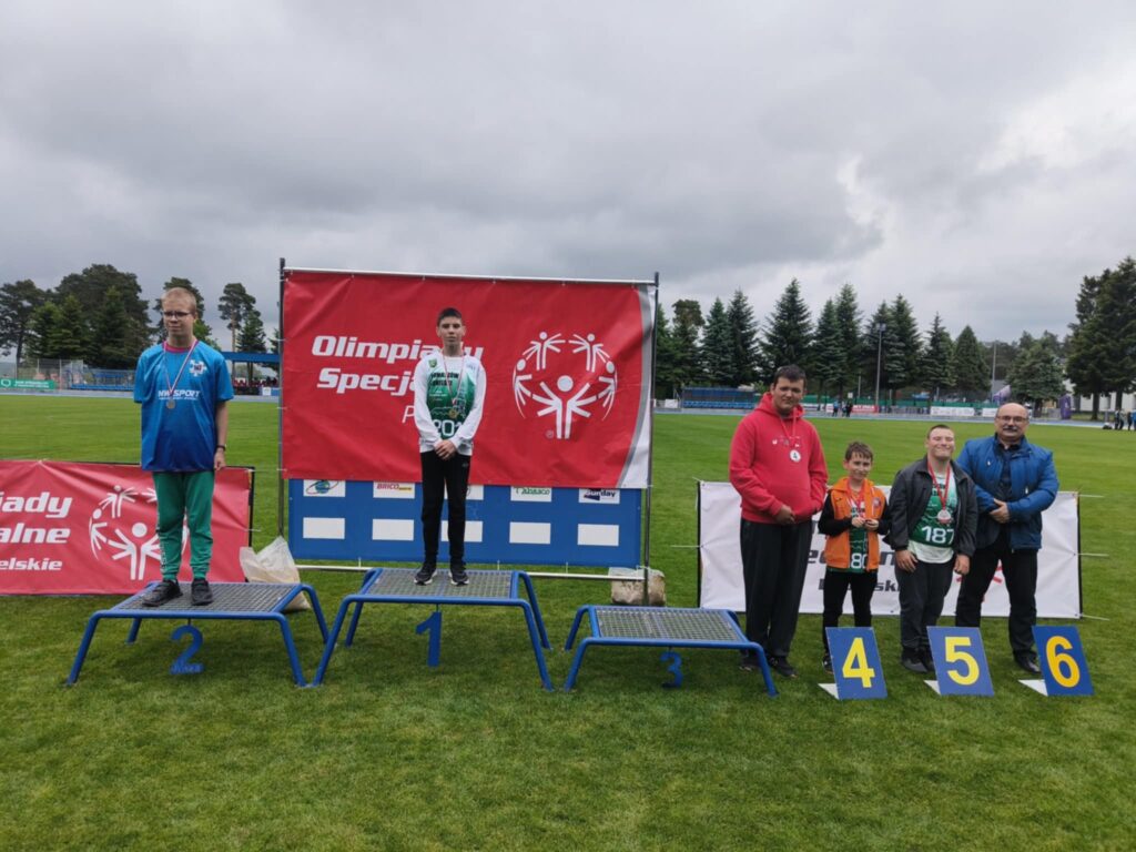 502682875 1404386660755105 8433314682946092368 n