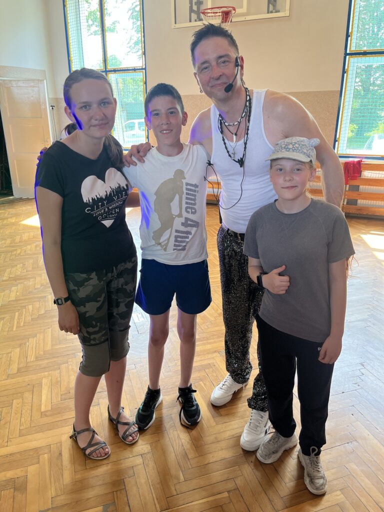 504898656 1411399086720529 2917224055453580249 n