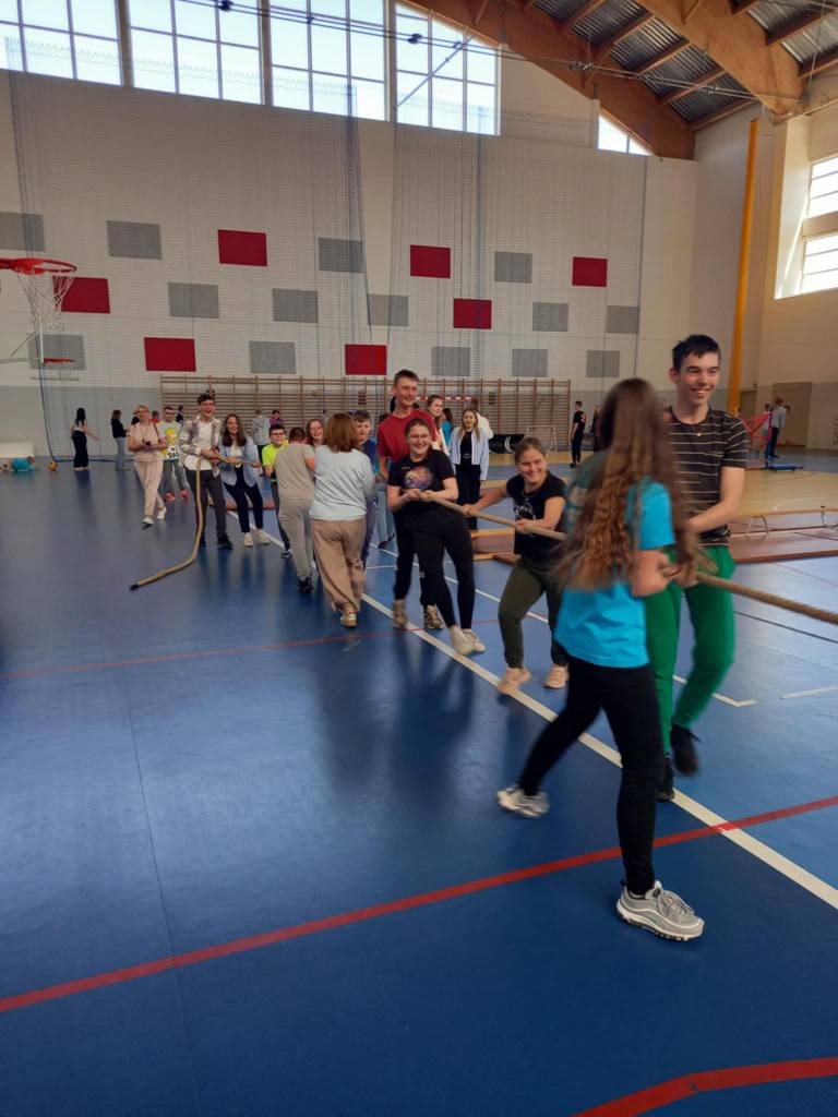 505592218 1413737513153353 8961718772807769957 n