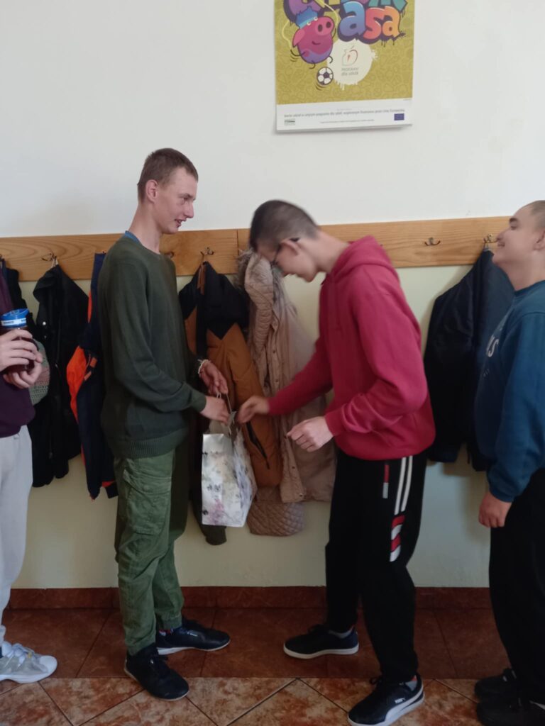 557729480 1512027663324337 7994485311315538209 n