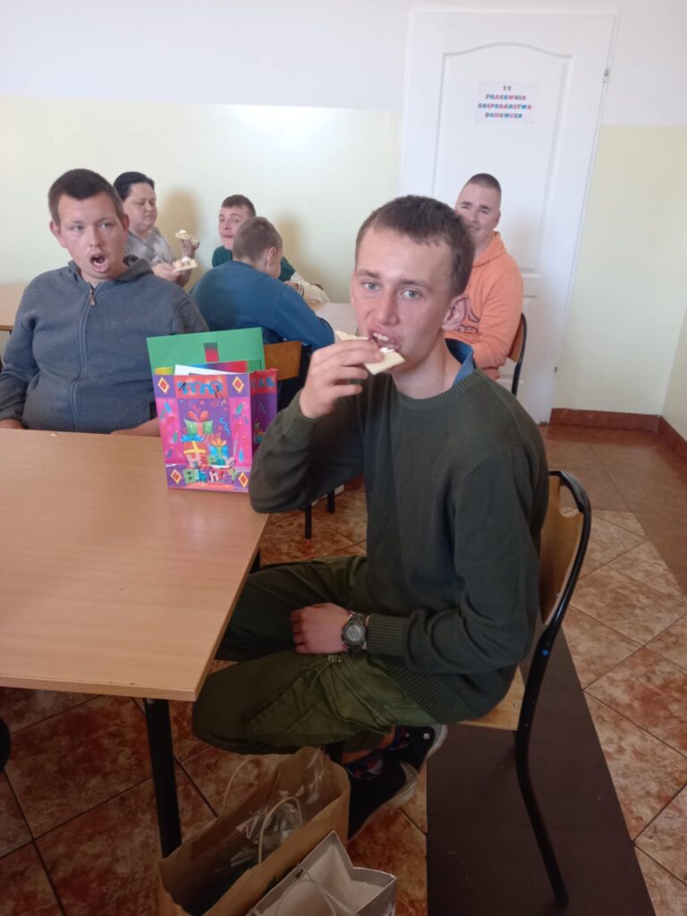 558011376 1512028263324277 1718610485692154717 n