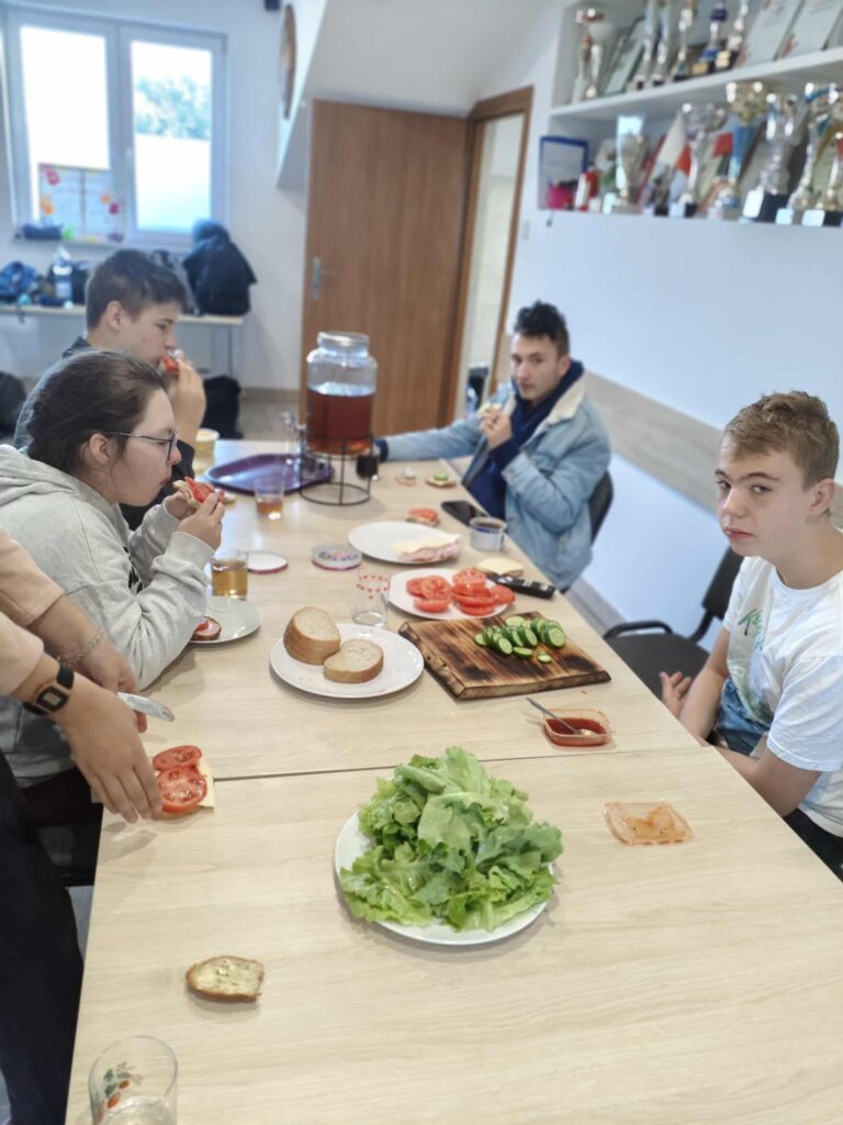 560051081 1510478836812553 103580230871270274 n