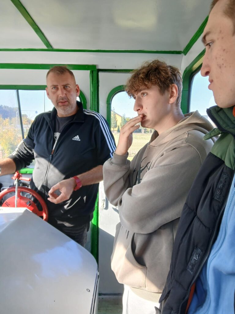 561642230 1519082439285526 1979486425273073 n