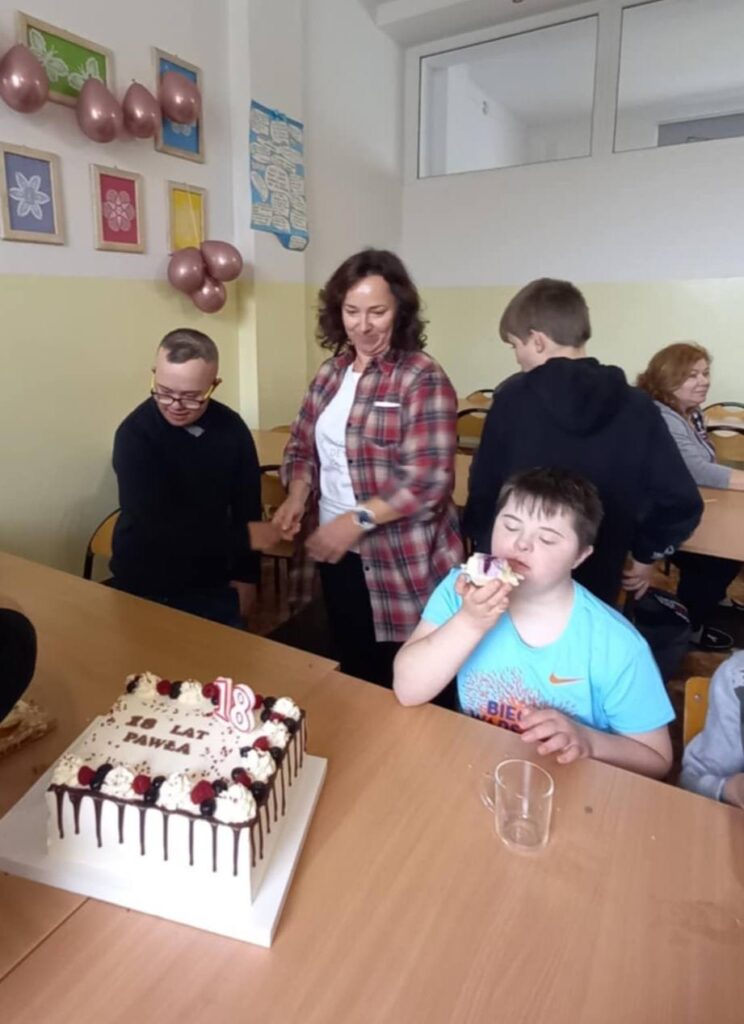 565108058 1521843825676054 5483585686071949711 n