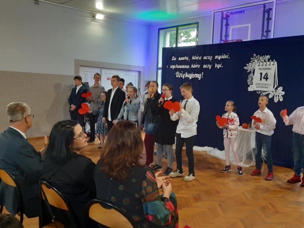 565215943 1516412256219211 8410296809346051904 n