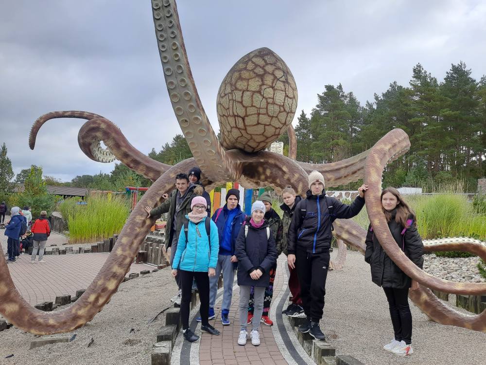 565611596 1124836789835946 535187988565998645 n