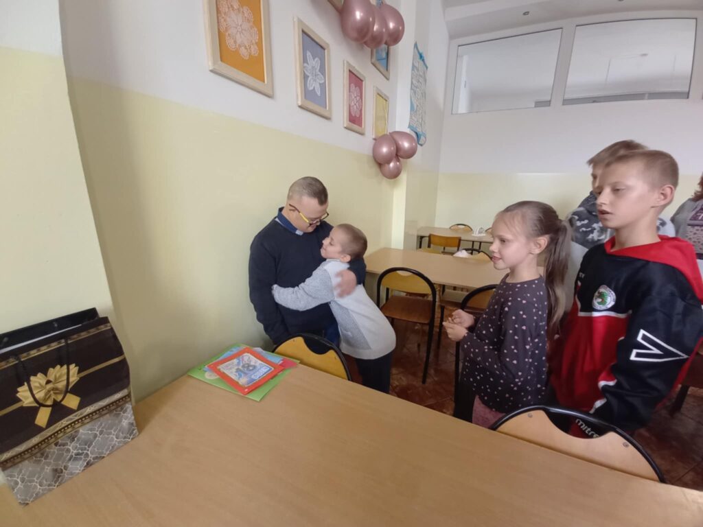 568352585 1521844035676033 7805429080639511492 n