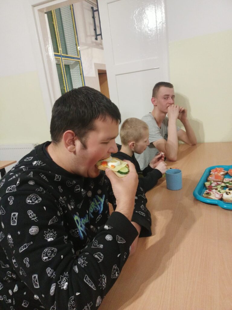 587617921 1548715762988860 4612585072265553682 n