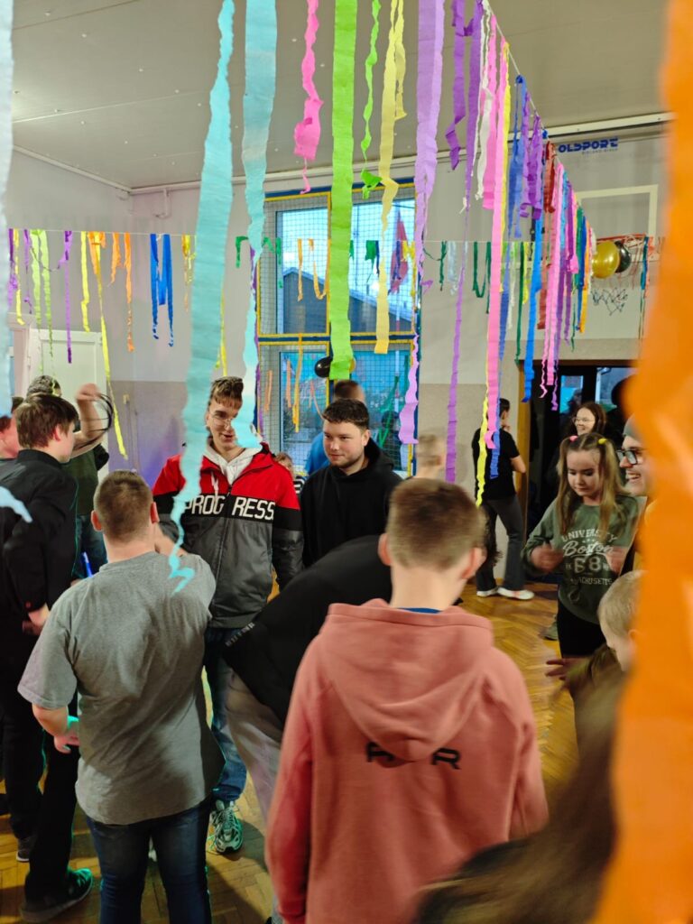 593609179 1555377268989376 5443864702924369669 n