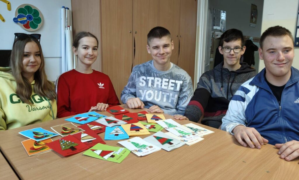 597593765 1560949651765471 3388163619894337402 n